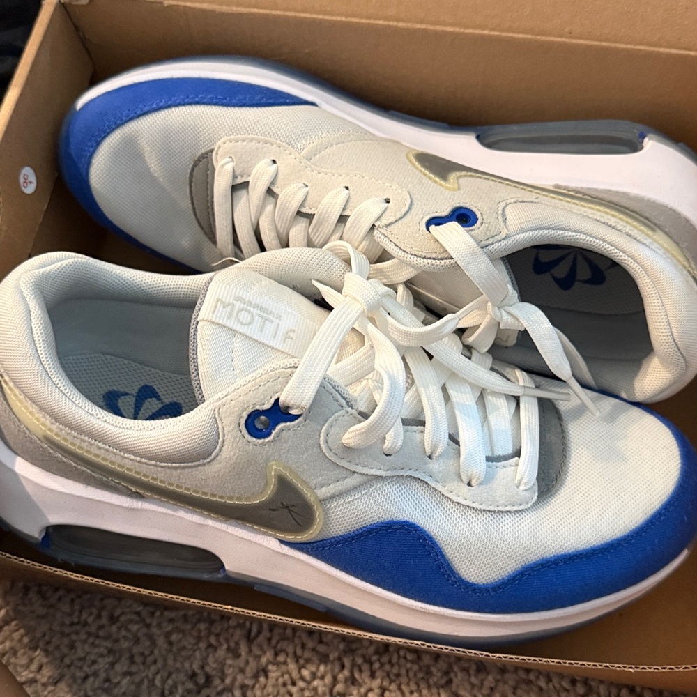 Nike Air Force 1 Impact GS Summit White Sneakers worn once